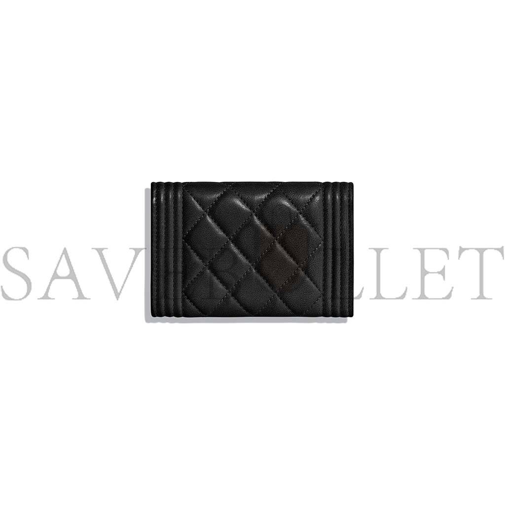 CHANEL BOY CHANEL FLAP CARD HOLDER A80603 Y07659 94305 (11.3*7.5*2.1cm)